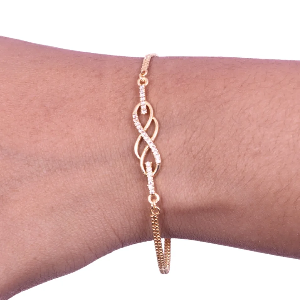 Gleamming TwistGlow Micro Gold Bracelet
