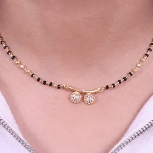 Gleamming Twin Bloom Mangalsutra